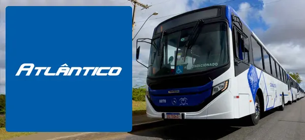 Logo e ônibus da Atlântico Transportes Vitória da Conquista