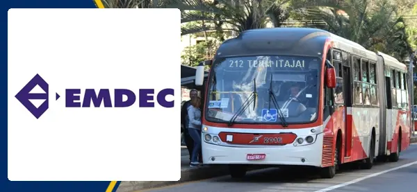 Logo e ônibus da EMDEC