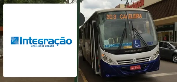 Logo e ônibus da Integração Mobilidade Urbana