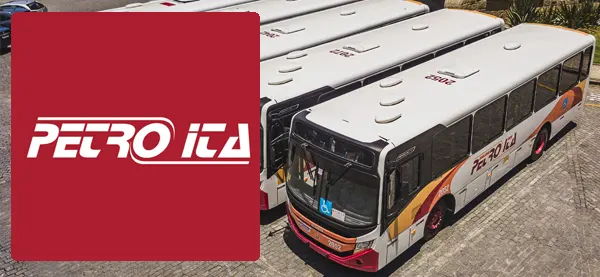 Logo e ônibus da Petro Ita