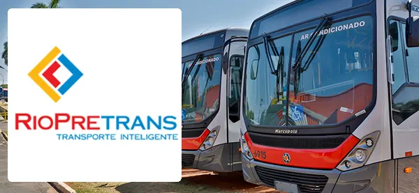Logo e ônibus da RioPretrans