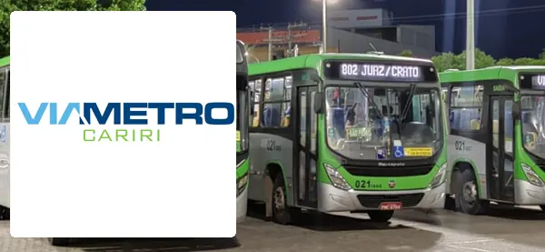 Logo e ônibus da Via Metro Cariri